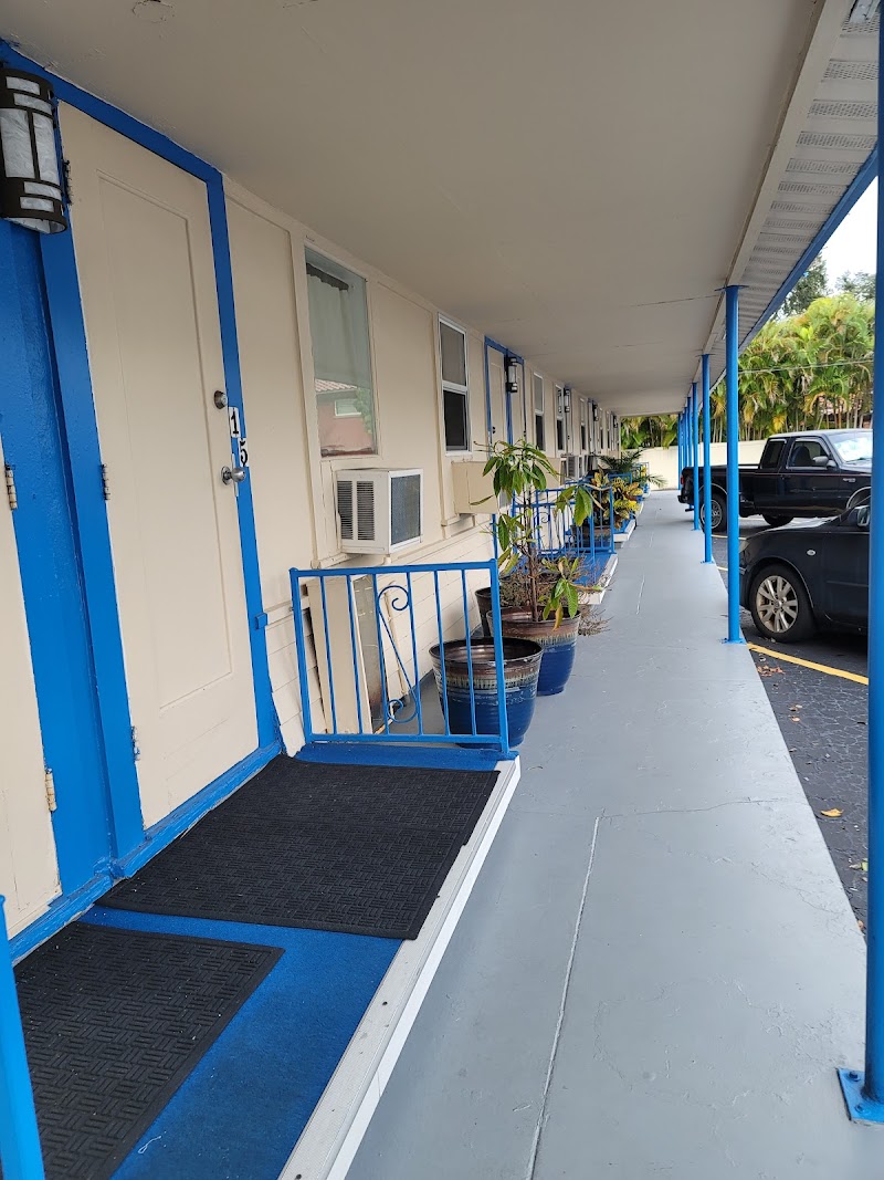 Rusty Anchor Motel image 3