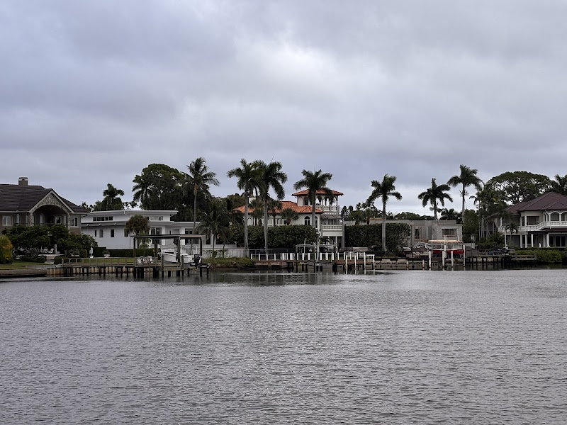 22nd Ave Ne + Cherry St Ne image 2