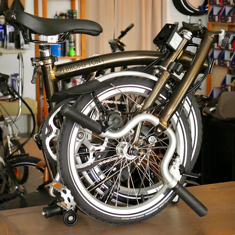 Two Fold Bicycle Shop image 1