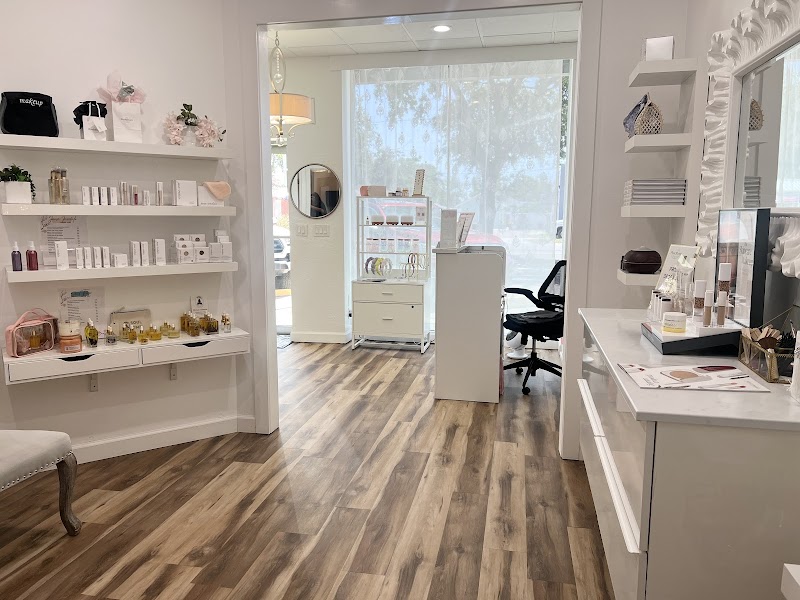 Peak Bloom Beauty LLC (Beyond Beauty Studio) image 2