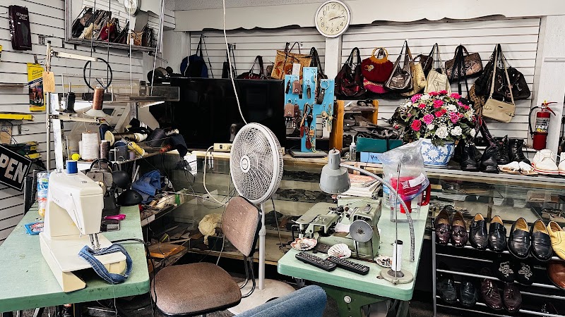 Hutson's Shoe &amp; Leather Repair image 1