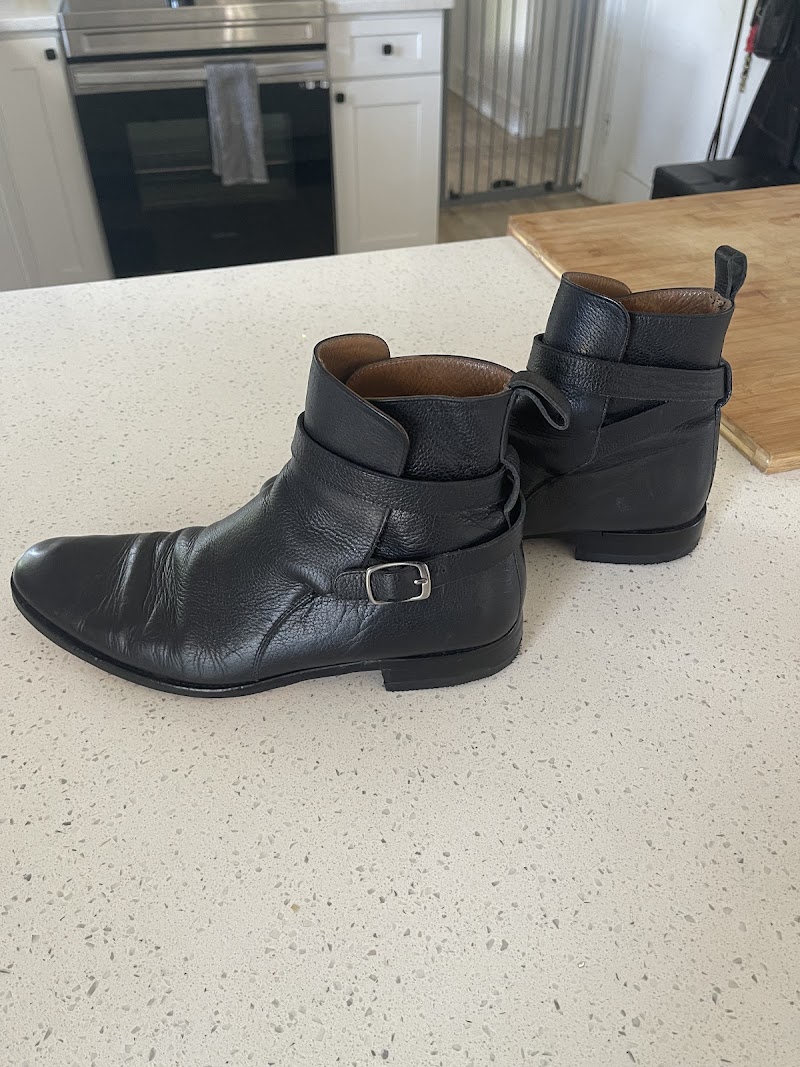 Hutson's Shoe &amp; Leather Repair image 2