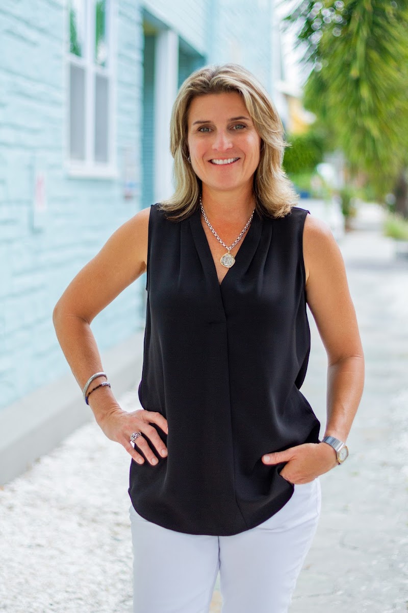 Dr. Kristin Kidgell image 2