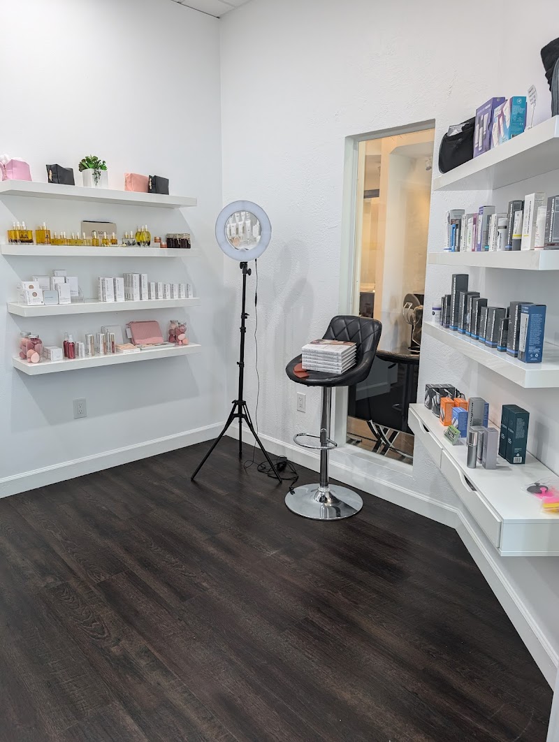 Platinum Salon image 2