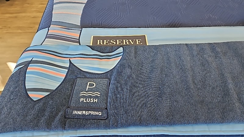 Mattress Firm 4th Street South image 4