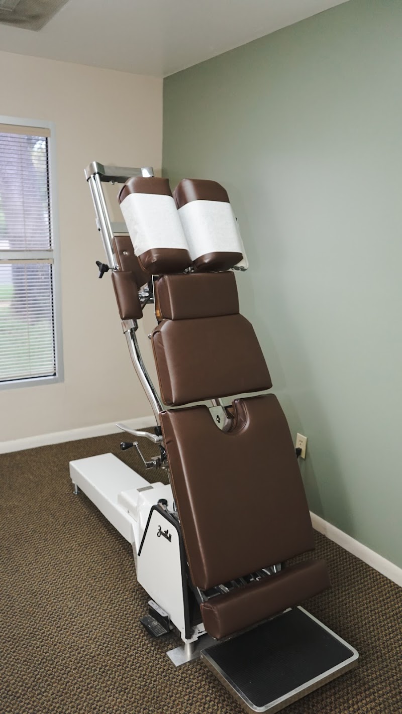 Farkas Chiropractic Clinic image 2