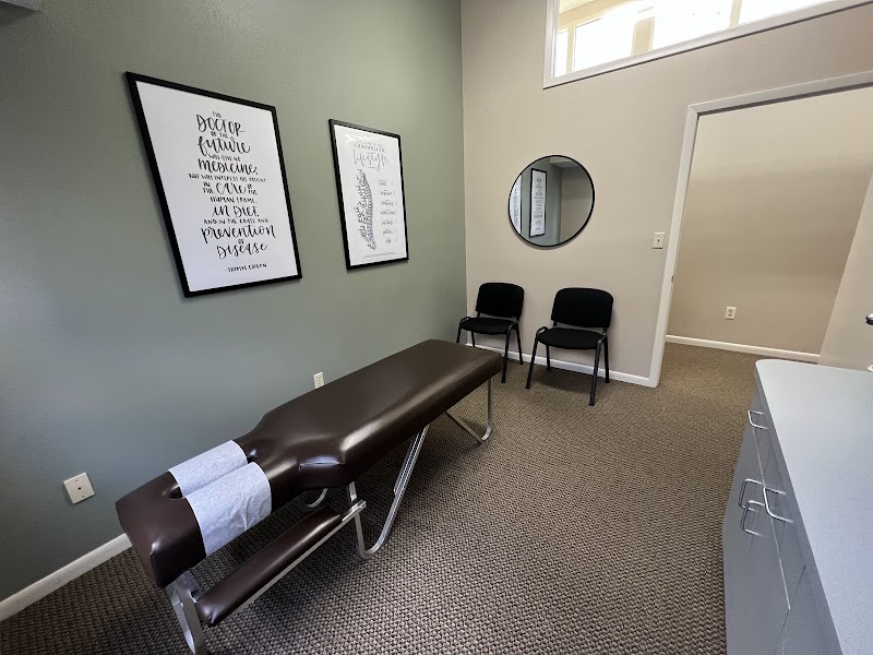 Farkas Chiropractic Clinic image 4