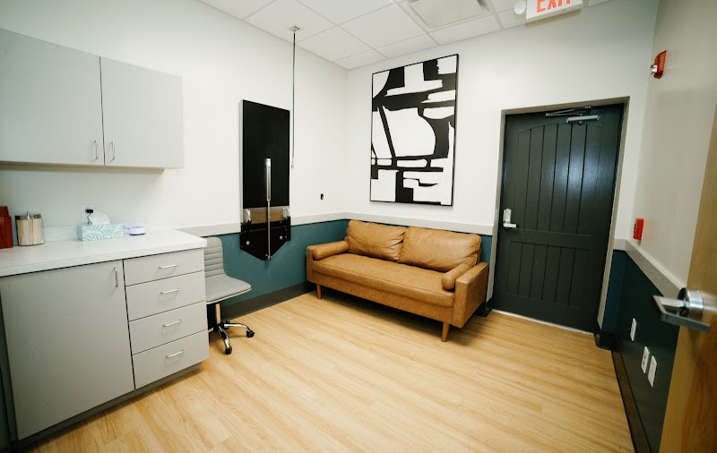 Beacon Emergency Veterinary Hospital image 2