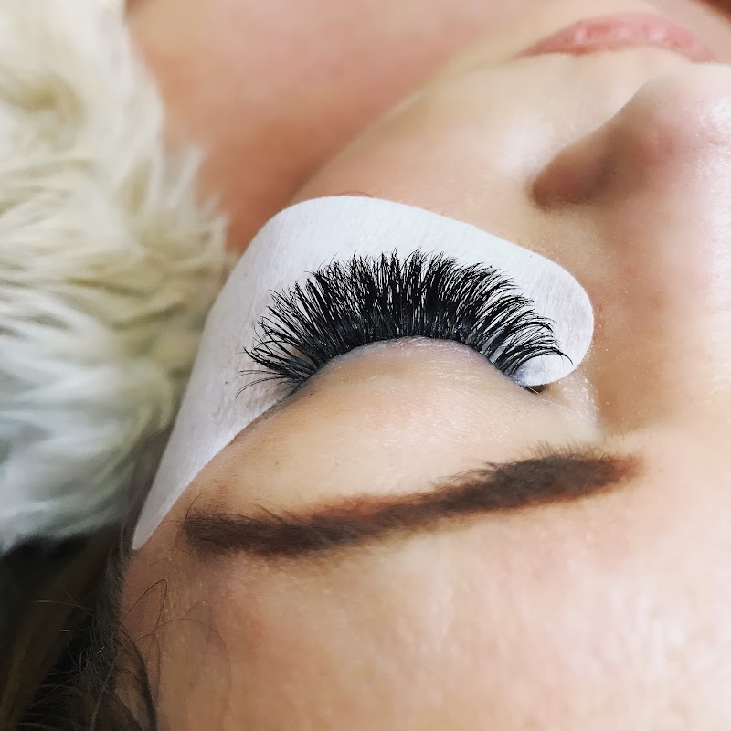 Salty Lash - Bethany image 3