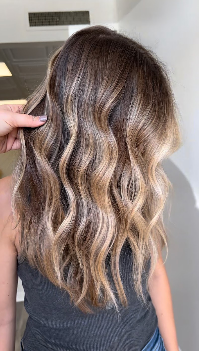 Melted Blondes image 4