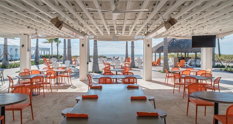 Rum Runners Bar &amp; Grille