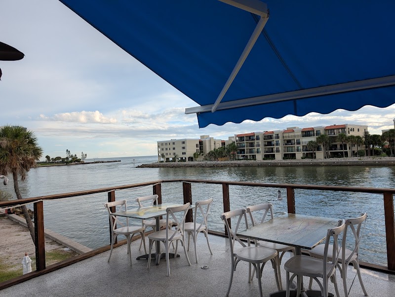Buoys Waterfront Bar and Grill