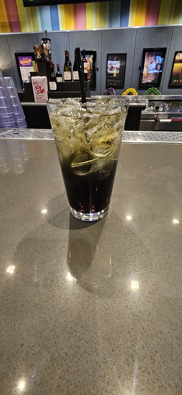 MAJESTIC NEIGHBORHOOD CINEMA GRILL