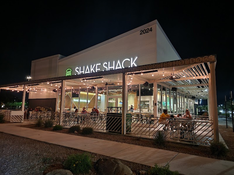 Shake Shack San Tan Village
