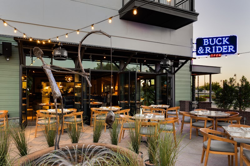 Buck &amp; Rider Gilbert