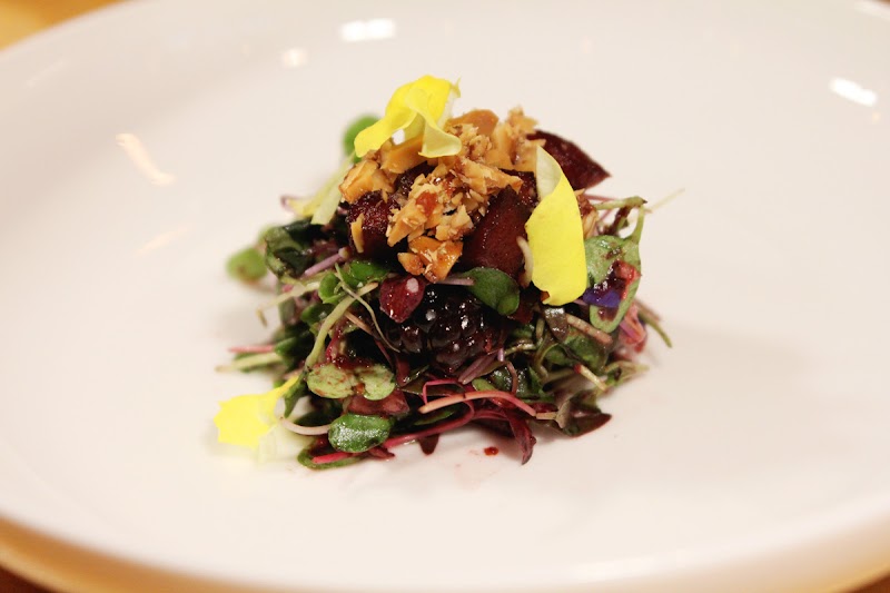 HELYX Sourdough Restaurant + Wine Bar