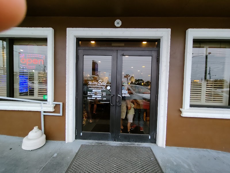 Ha Long Bay Restaurant Gallery Image