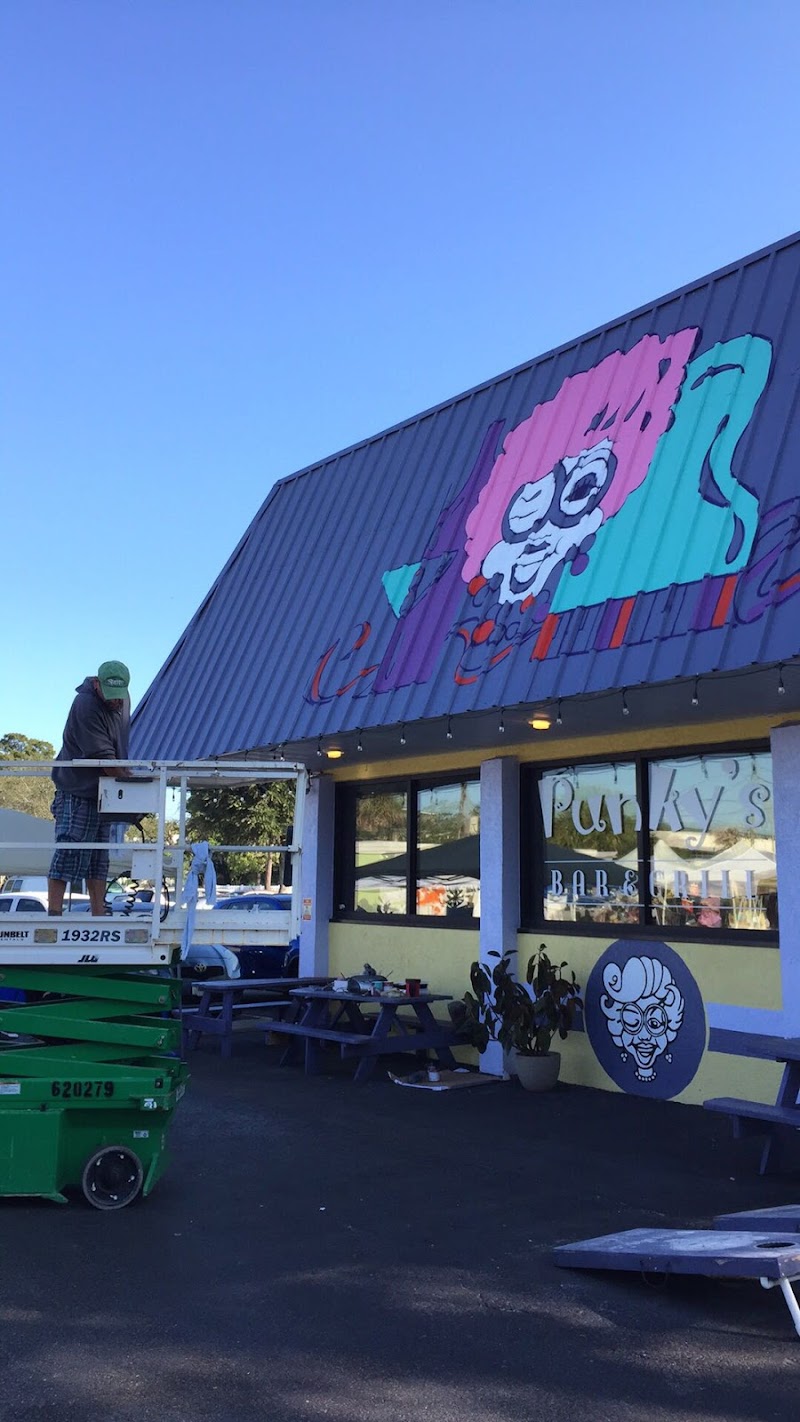 Punky's Bar and Grill