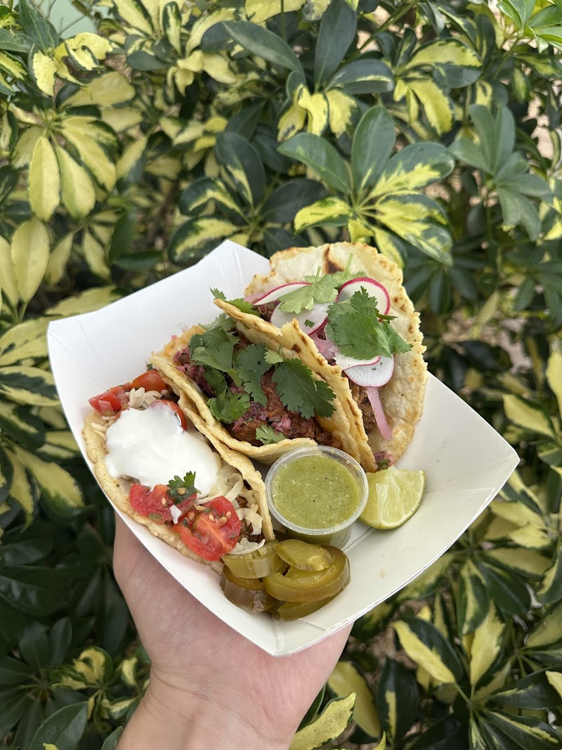 Papos tacos and provisions