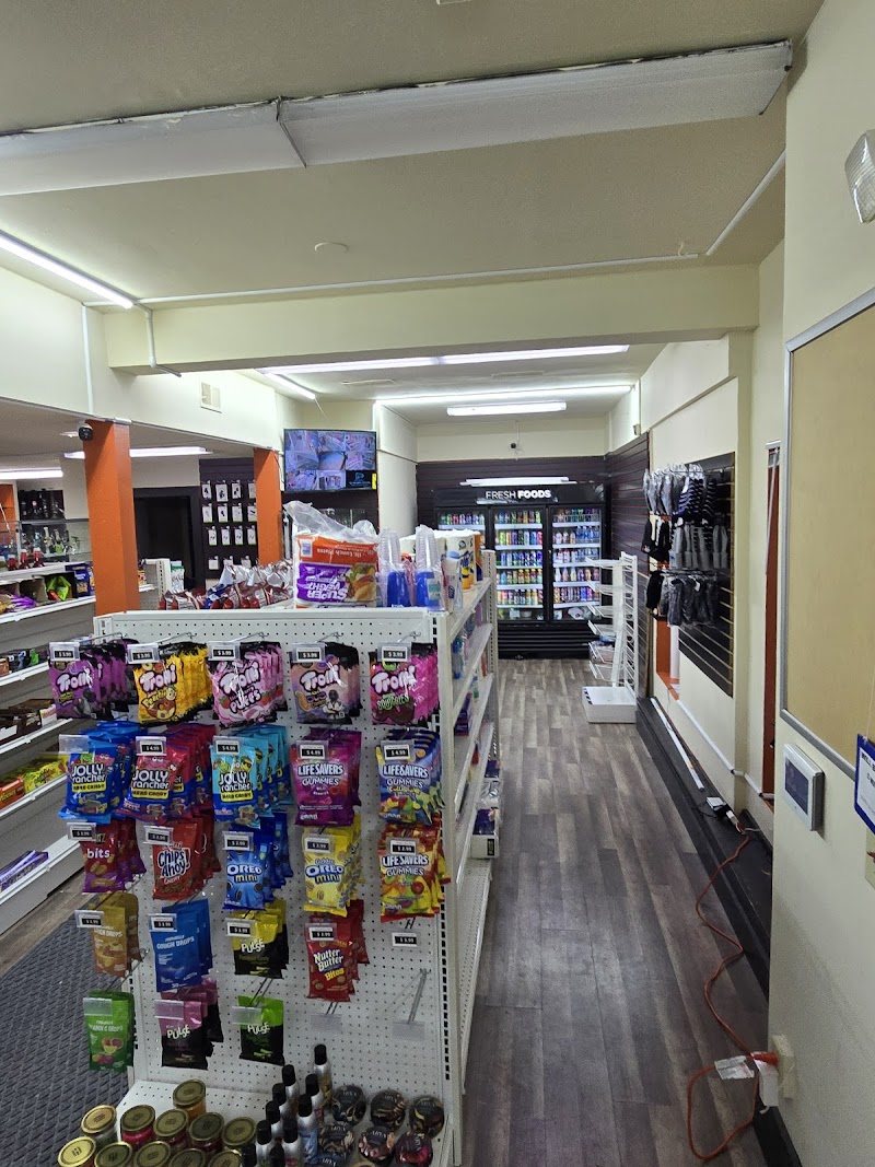 Madison Pantry + Vape