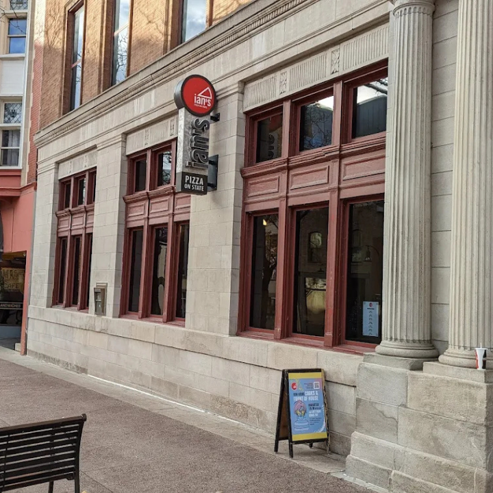 Ian’s Pizza Madison | State Street
