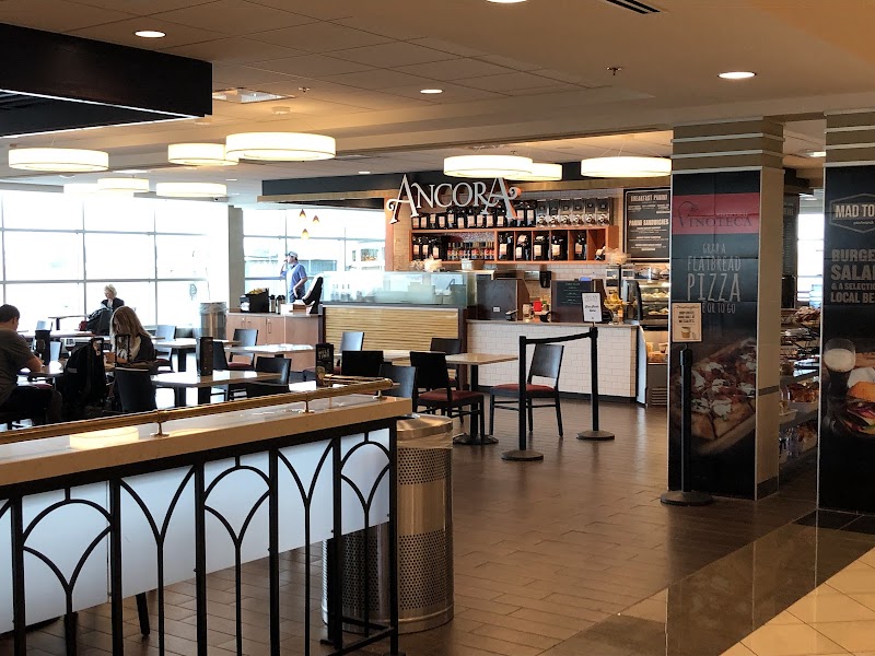 Vinoteca Wine &amp; Tapas Bar