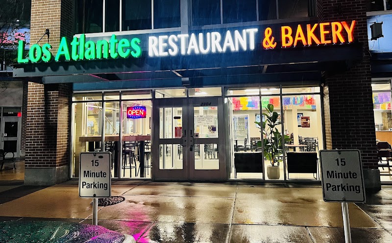 Los Atlantes Restaurant &amp; Bakery