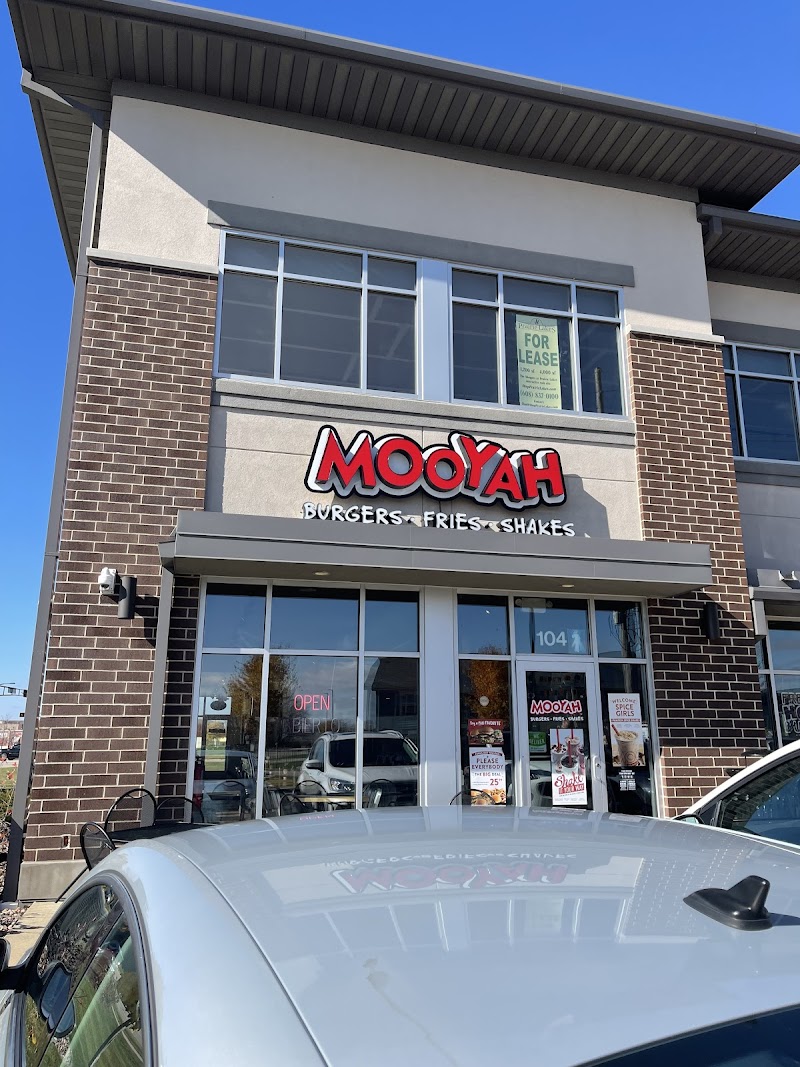 MOOYAH Burgers, Fries &amp; Shakes