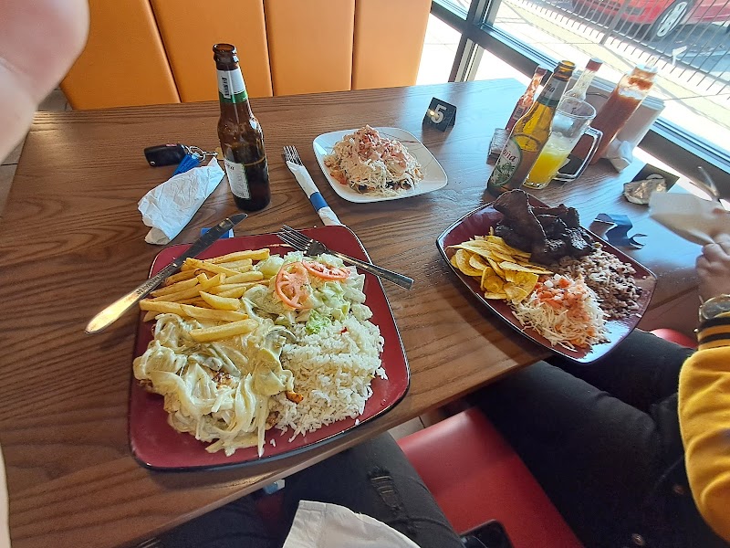 Los Dos Cuates- Restaurant